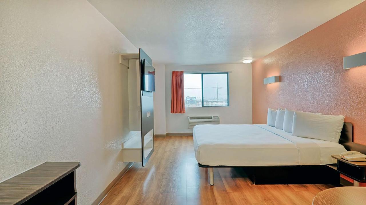 Motel 6-Los Angeles, Ca - Los Angeles - Lax Inglewood Dış mekan fotoğraf