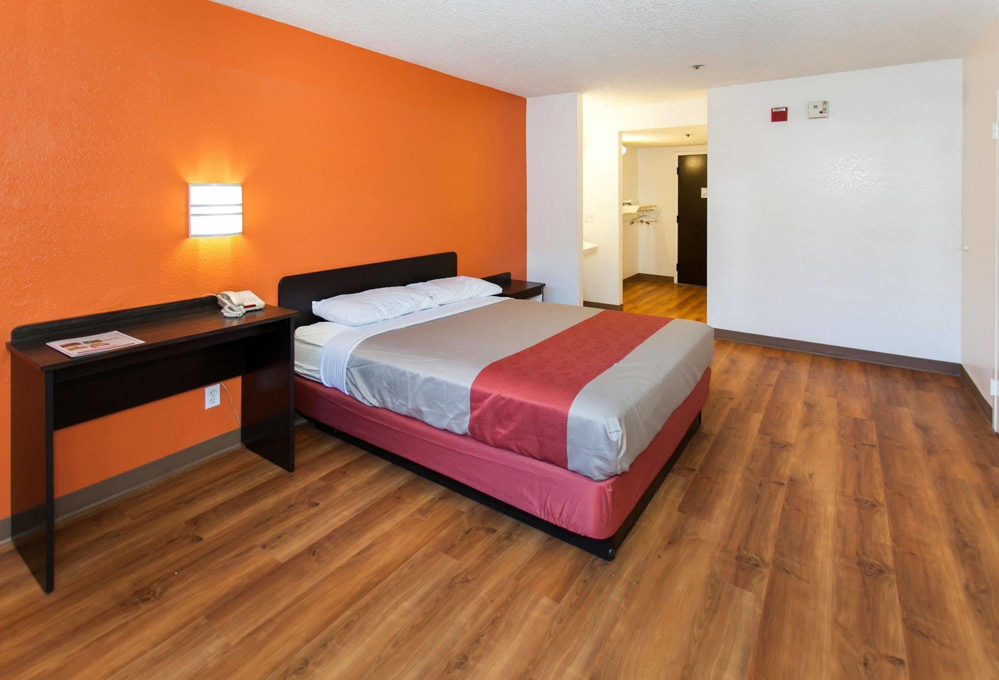 Motel 6-Los Angeles, Ca - Los Angeles - Lax Inglewood Dış mekan fotoğraf